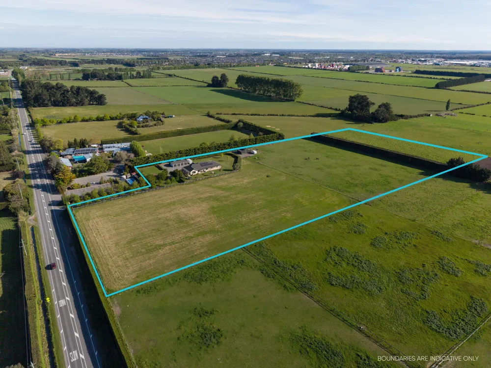 Photos of 139 Weedons Ross Road
