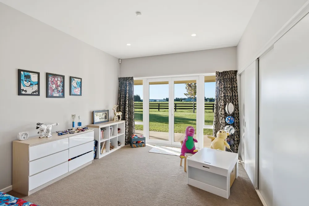 Photos of 139 Weedons Ross Road
