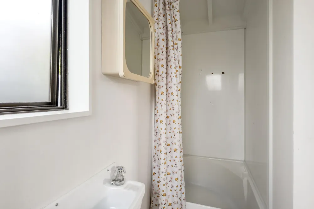 Photos of 21 Walcot Street