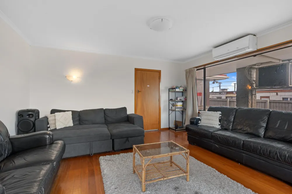 Photos of 21 Walcot Street