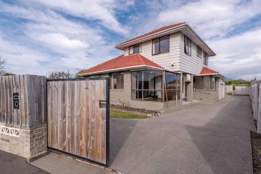 Photos of 21 Walcot Street