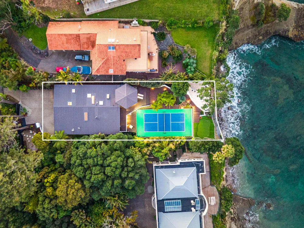 Photos of 72 Cliff Road