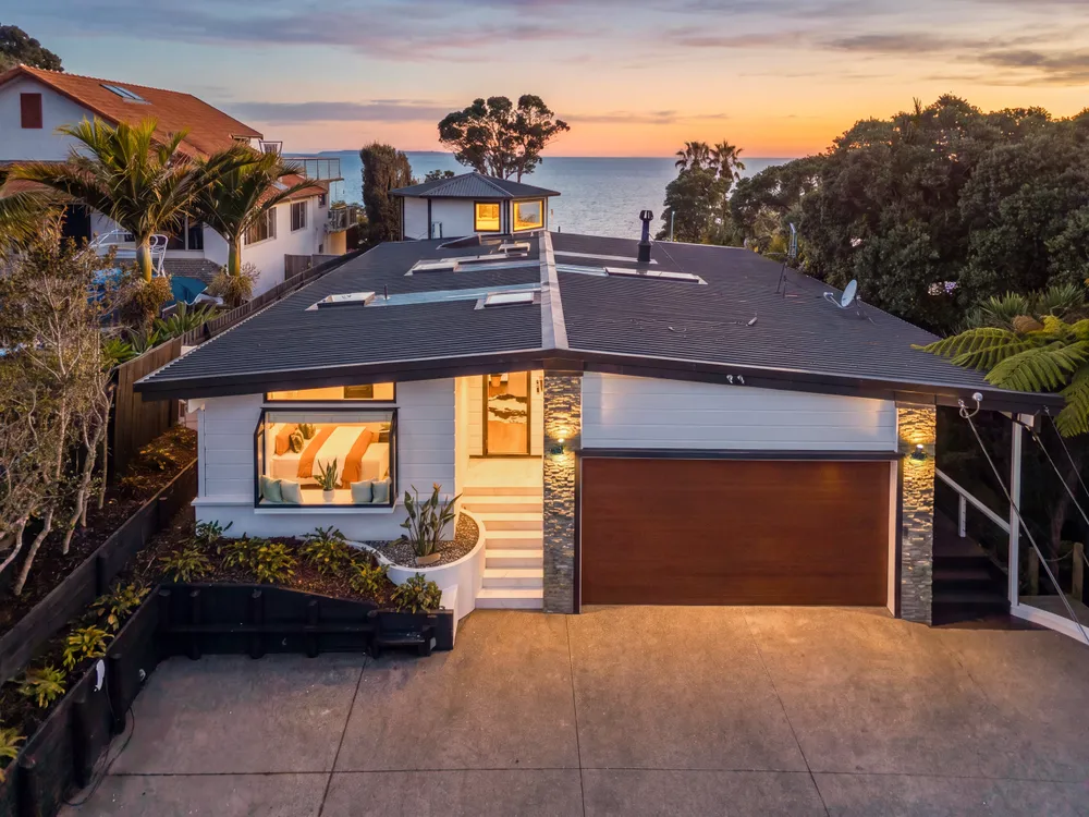 Photos of 72 Cliff Road