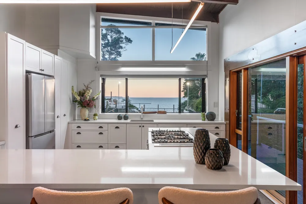 Photos of 72 Cliff Road