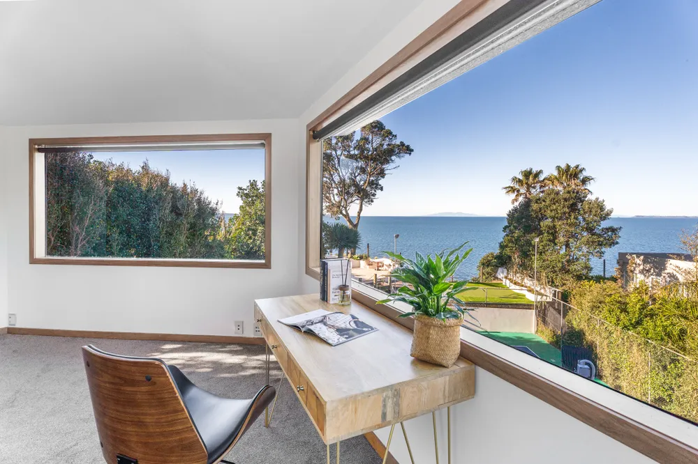 Photos of 72 Cliff Road