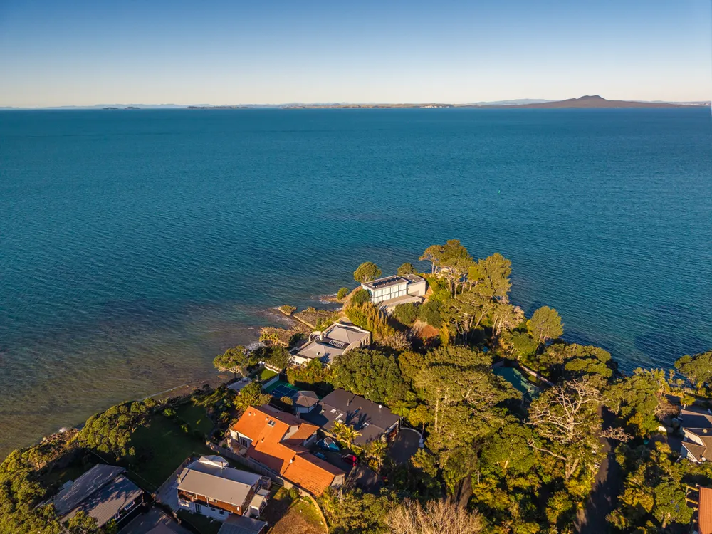 Photos of 72 Cliff Road
