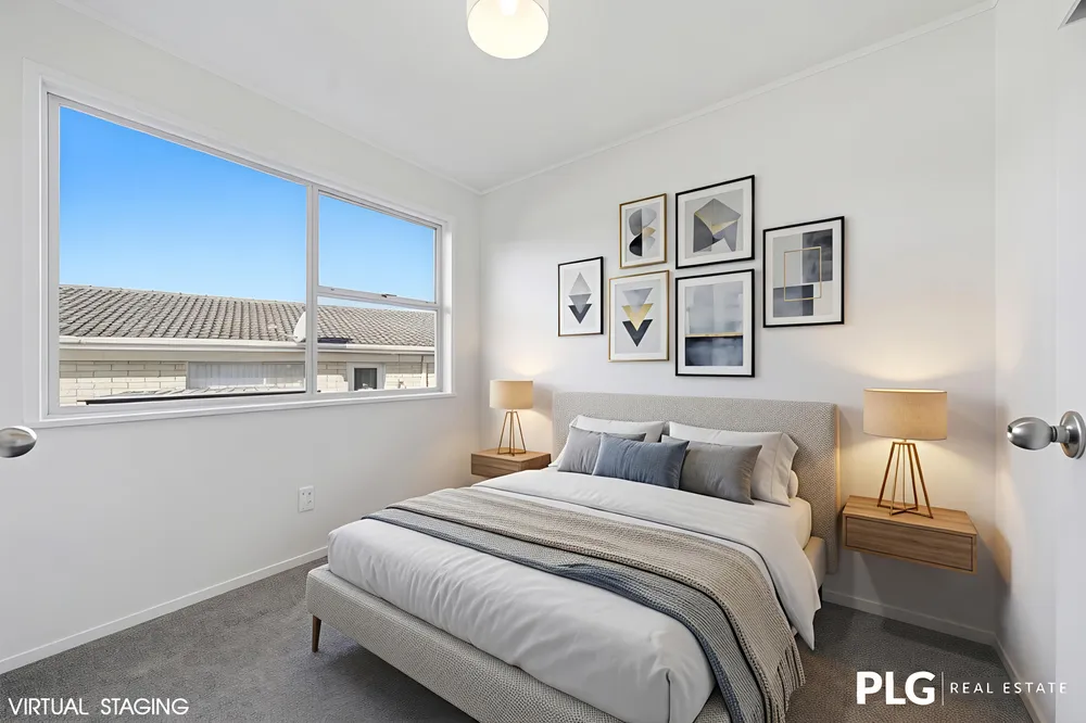 Photos of 12 Farnborough Crescent
