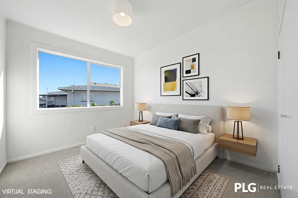Photos of 12 Farnborough Crescent