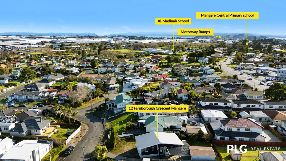 Photos of 12 Farnborough Crescent