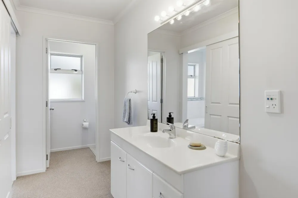 Photos of 584B Papamoa Beach Road