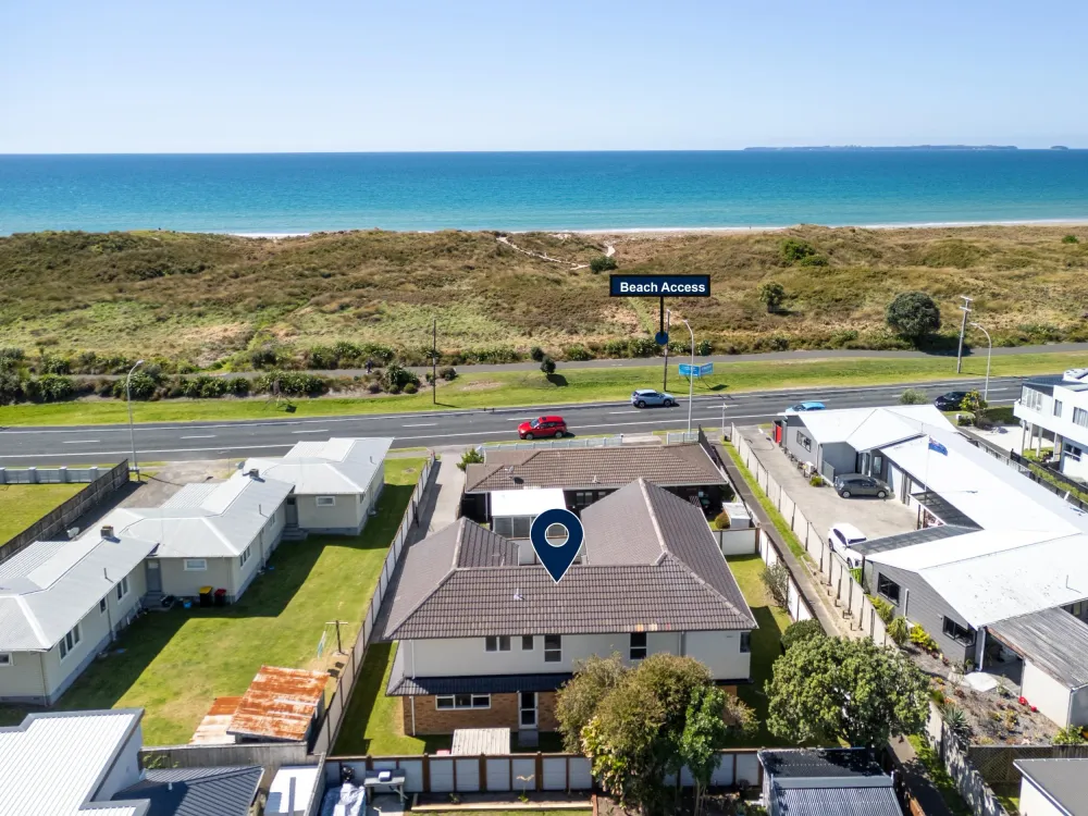 Photos of 584B Papamoa Beach Road
