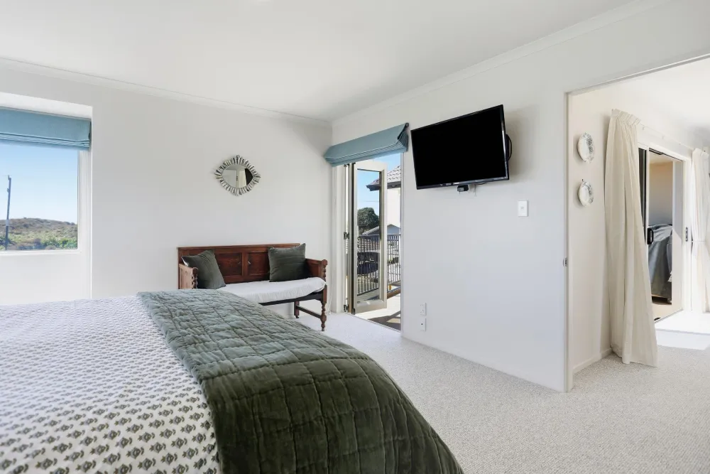 Photos of 584B Papamoa Beach Road