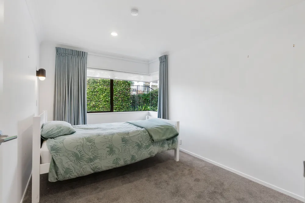Photos of 21 Rutherford Terrace