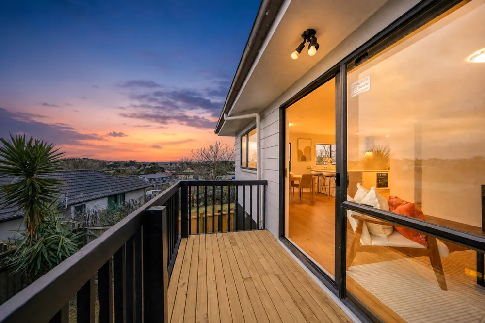 Photos of 40 Holmes Drive South