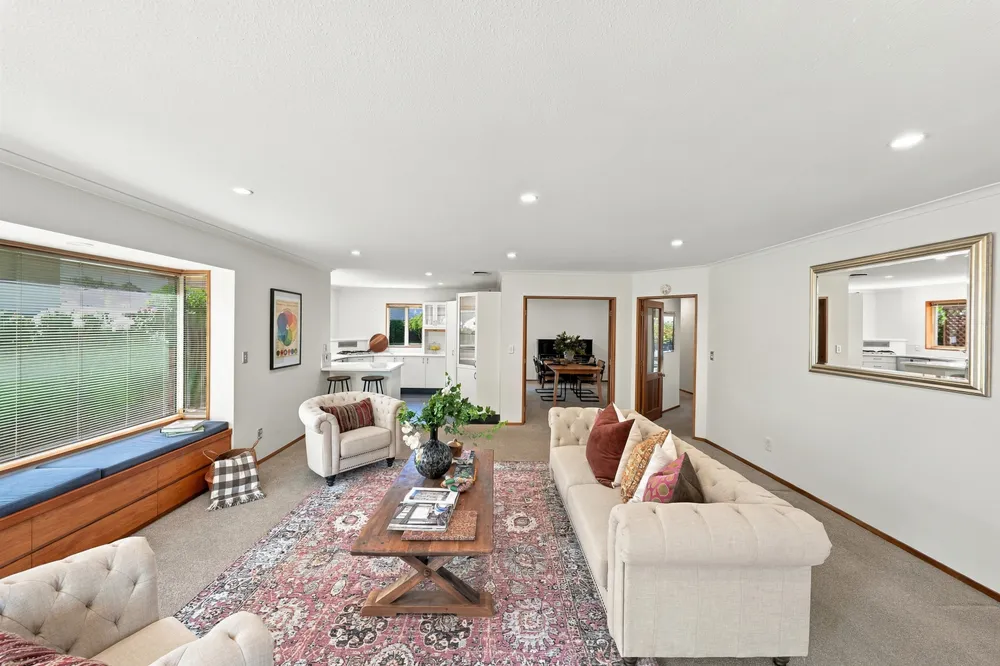 Photos of 22 Huntingdon Place