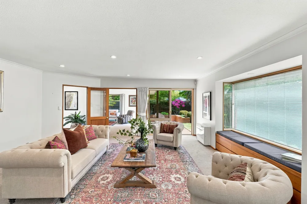 Photos of 22 Huntingdon Place
