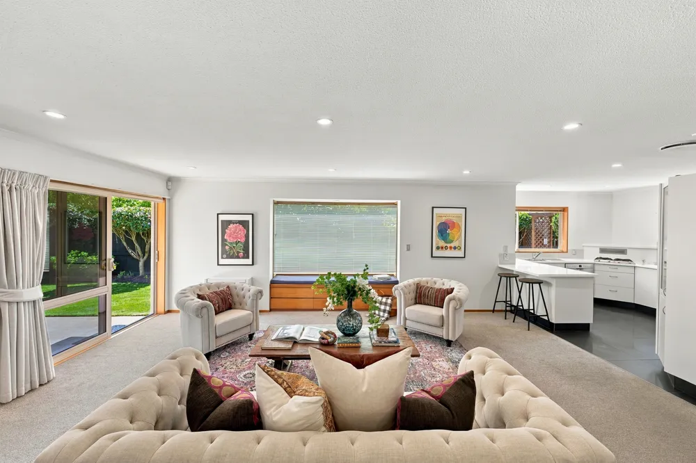 Photos of 22 Huntingdon Place