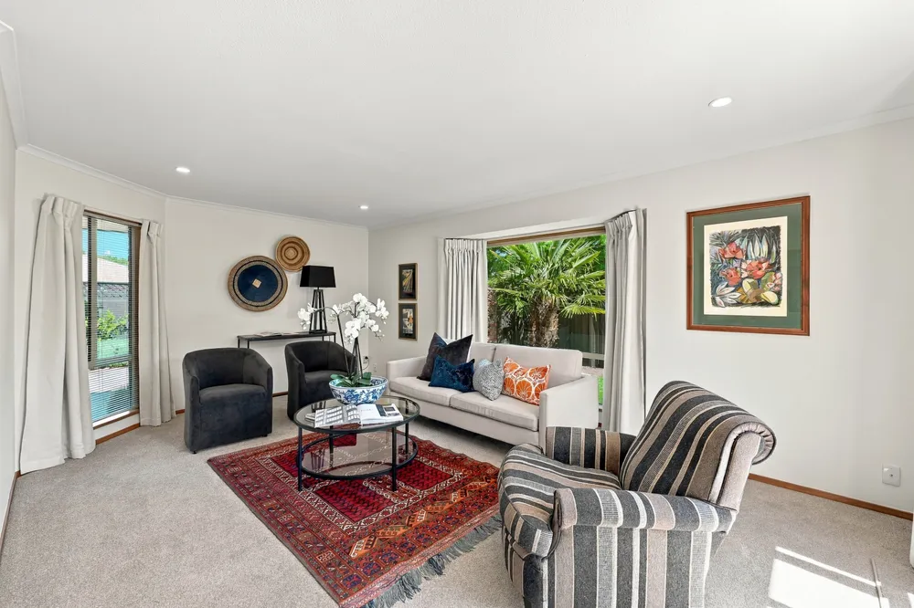 Photos of 22 Huntingdon Place