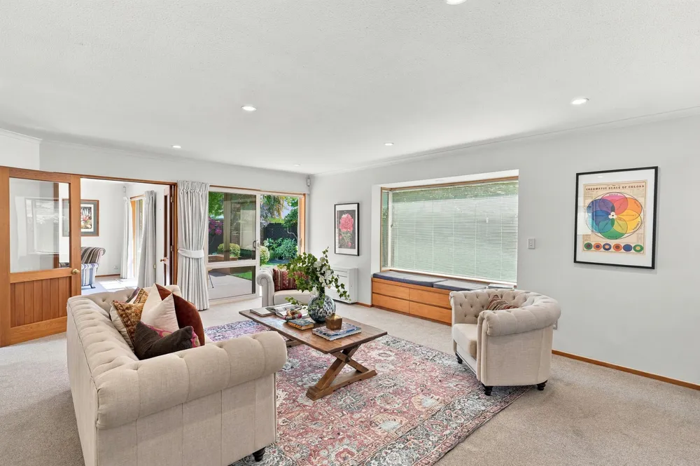 Photos of 22 Huntingdon Place