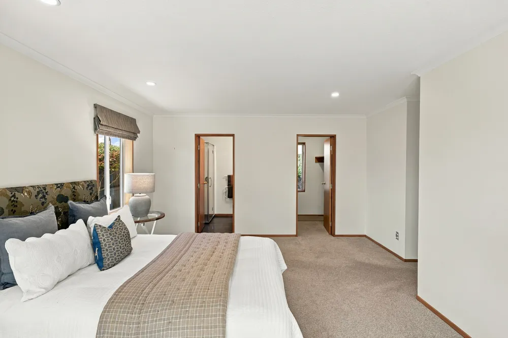 Photos of 22 Huntingdon Place