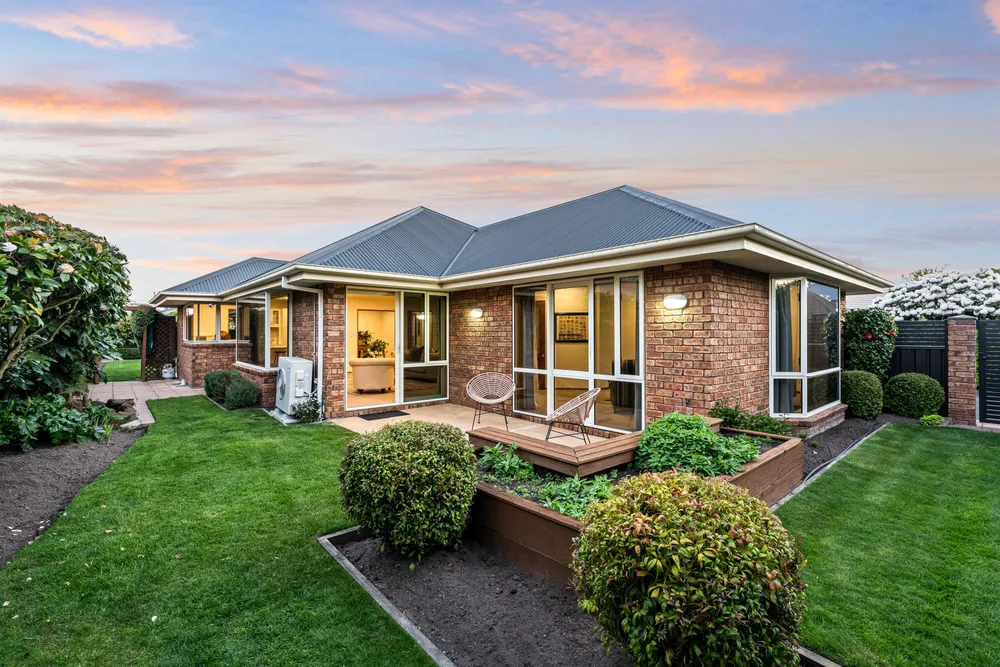 Photos of 22 Huntingdon Place