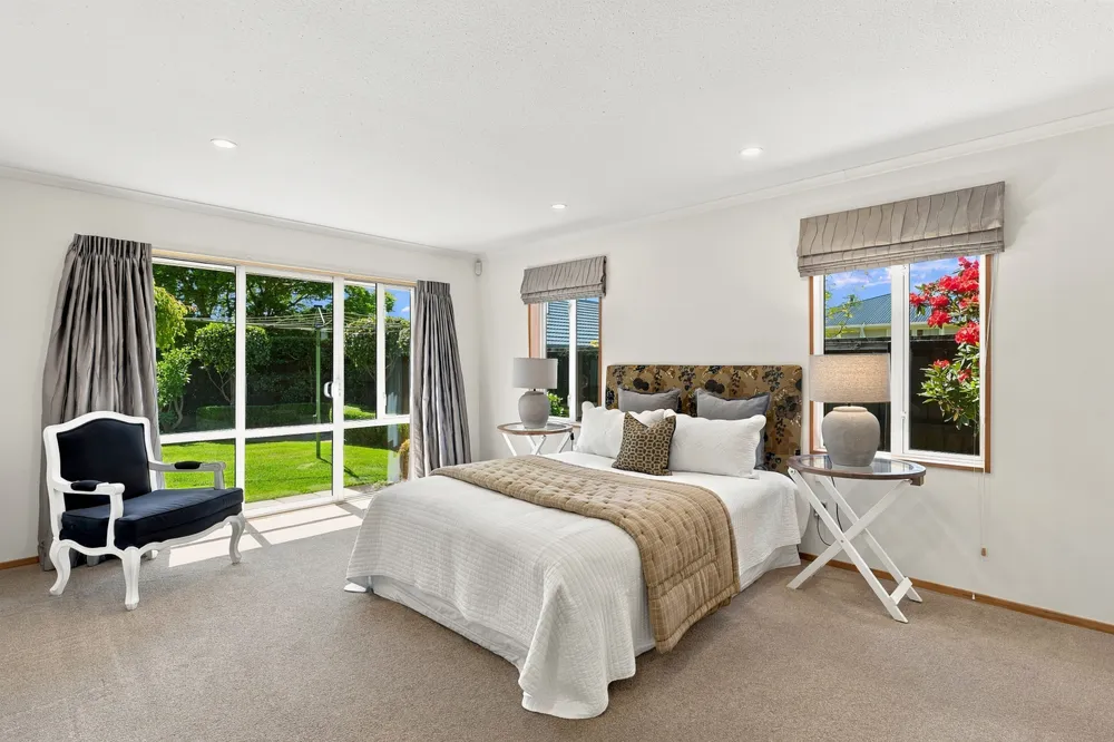 Photos of 22 Huntingdon Place