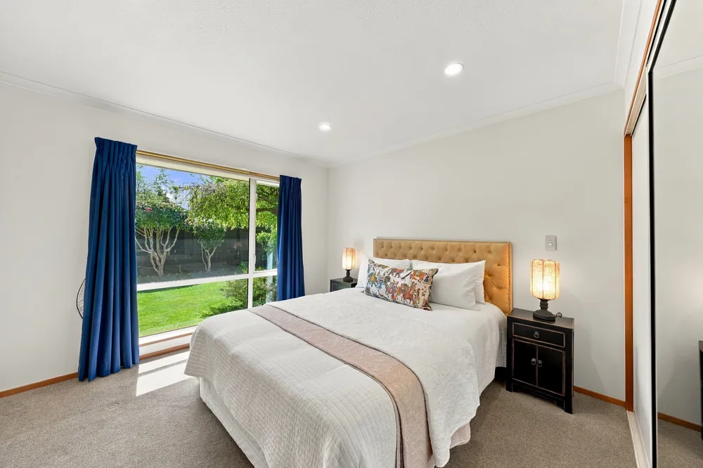 Photos of 22 Huntingdon Place