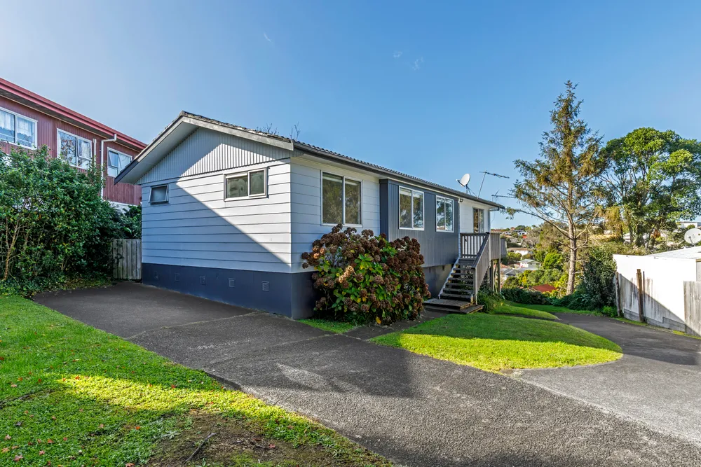 Photos of 3 Corric Hill