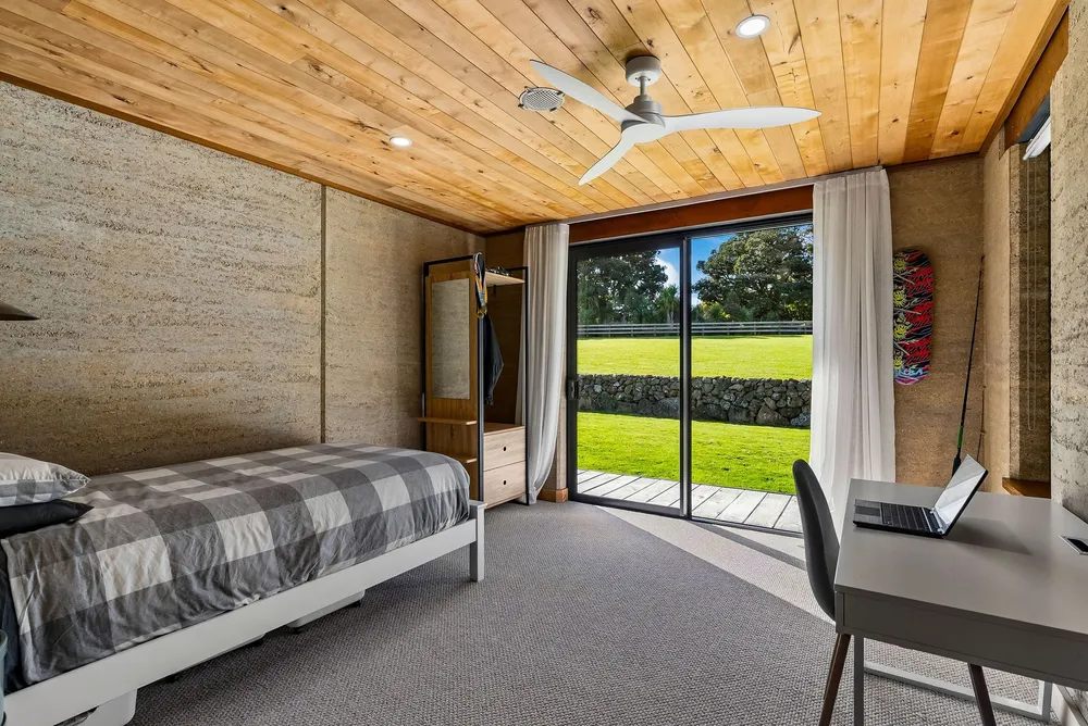 Photos of 16 Pennyroyal Place