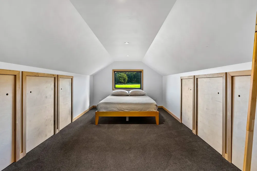 Photos of 16 Pennyroyal Place
