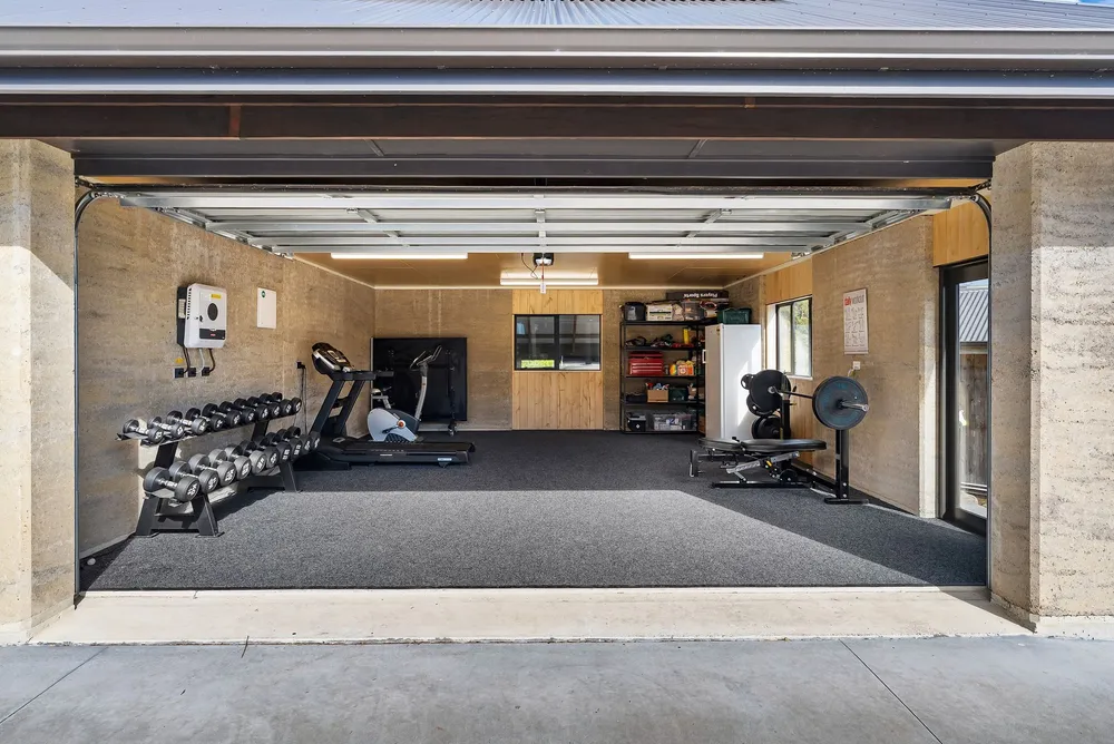 Photos of 16 Pennyroyal Place