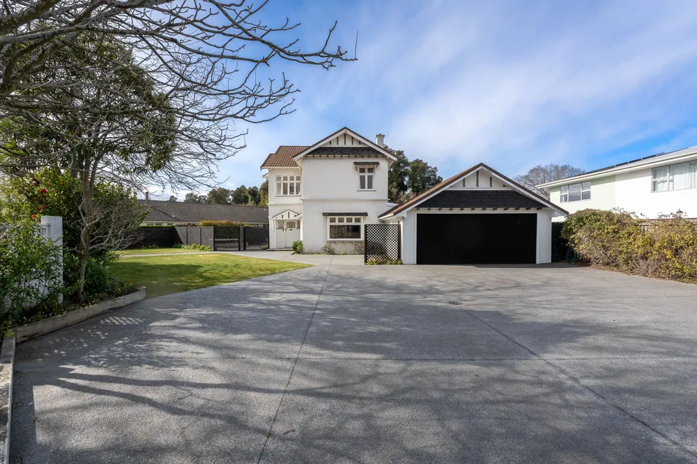 Photos of 18 Puriri Street