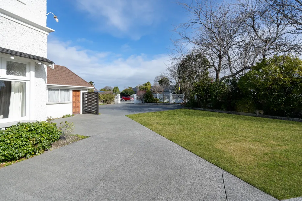 Photos of 18 Puriri Street