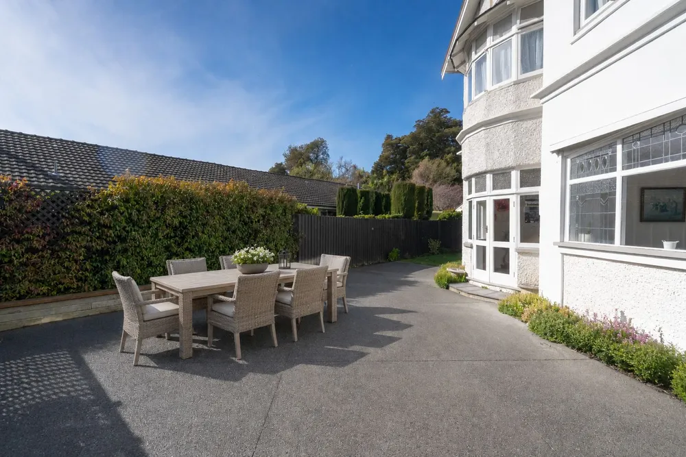 Photos of 18 Puriri Street