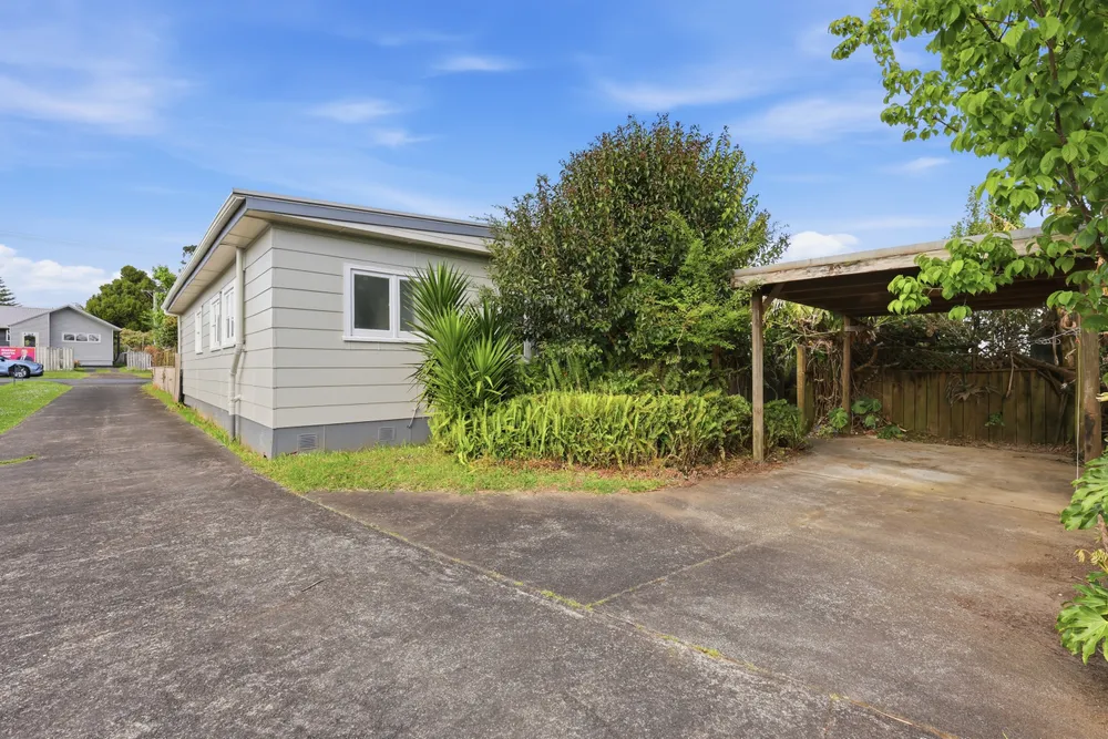 Photos of 1/88 Beach Haven Road