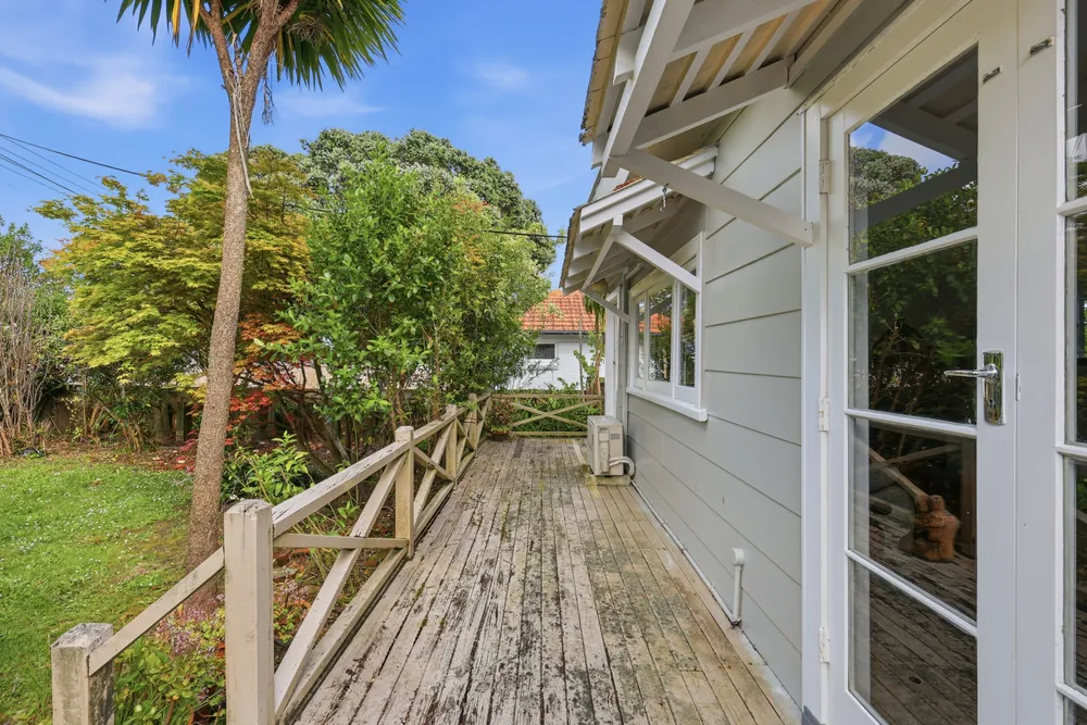 Photos of 1/88 Beach Haven Road