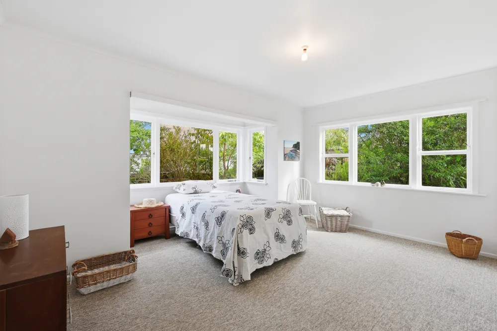 Photos of 1/88 Beach Haven Road