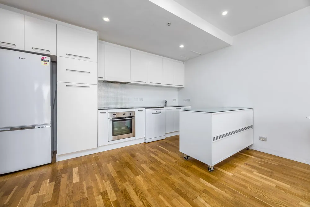 Photos of 906/18 Beach Road