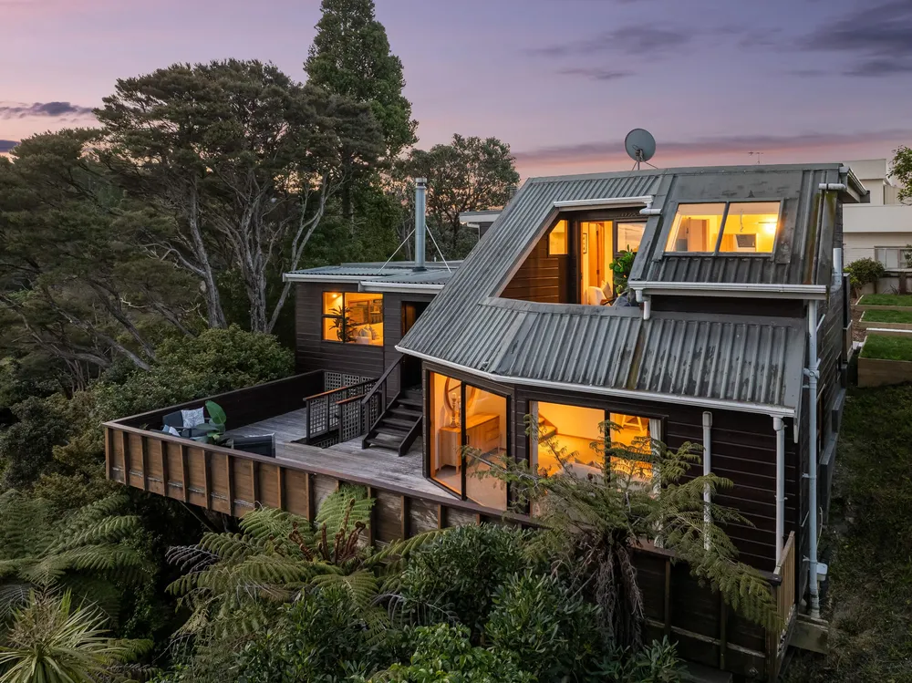 Photos of 5 Lancelot Road