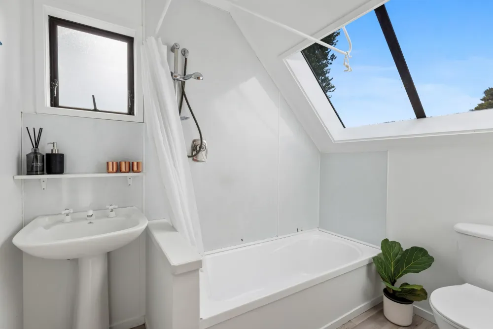 Photos of 5 Lancelot Road