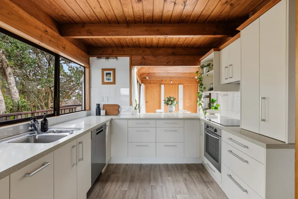 Photos of 5 Lancelot Road