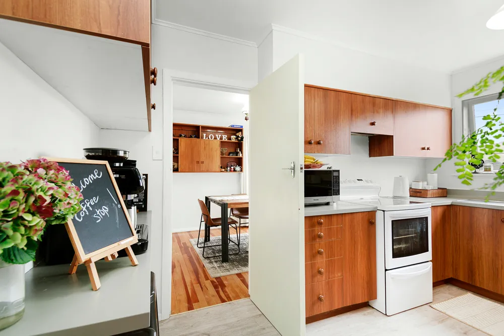 Photos of 64 Larsen Crescent
