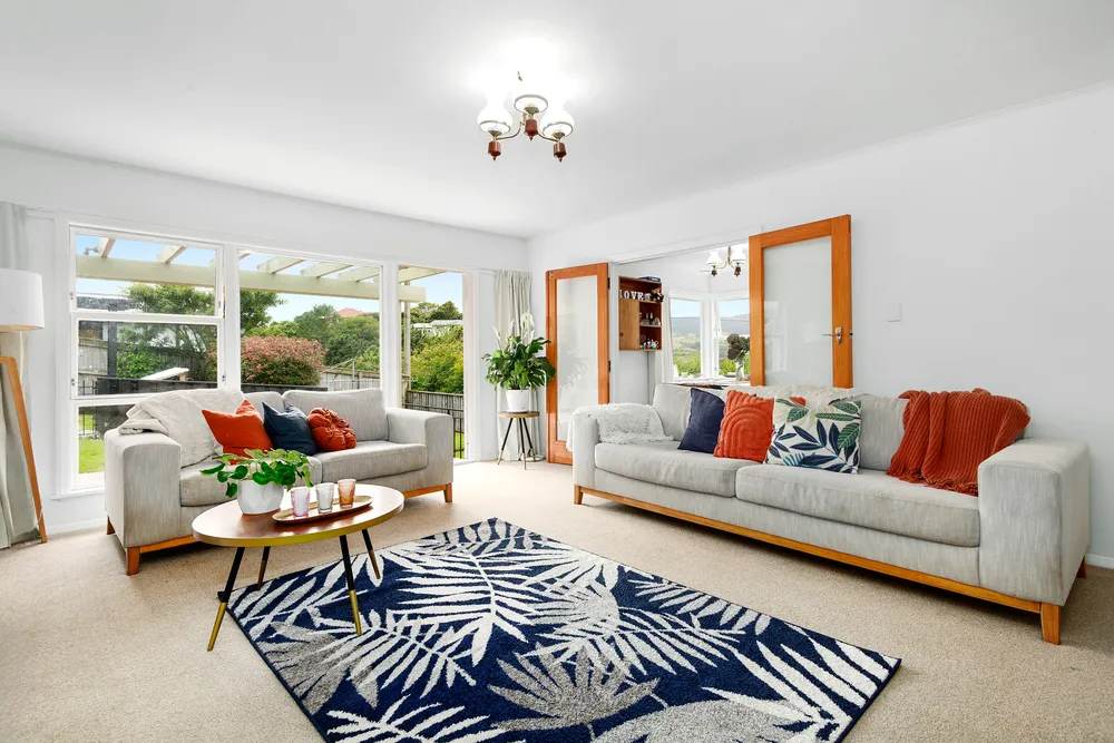 Photos of 64 Larsen Crescent