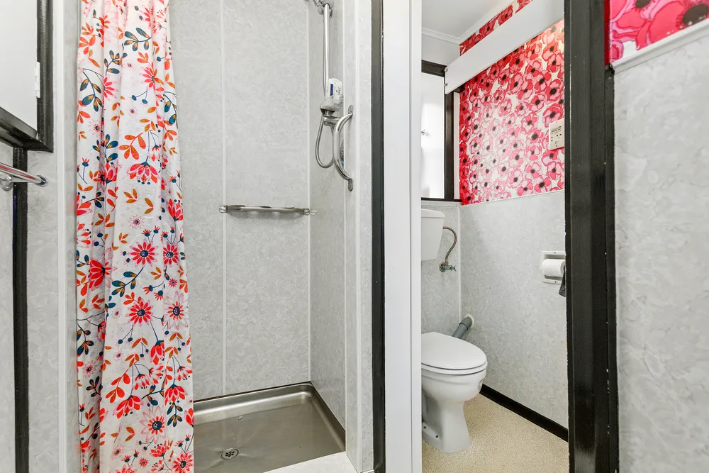Photos of 64 Larsen Crescent