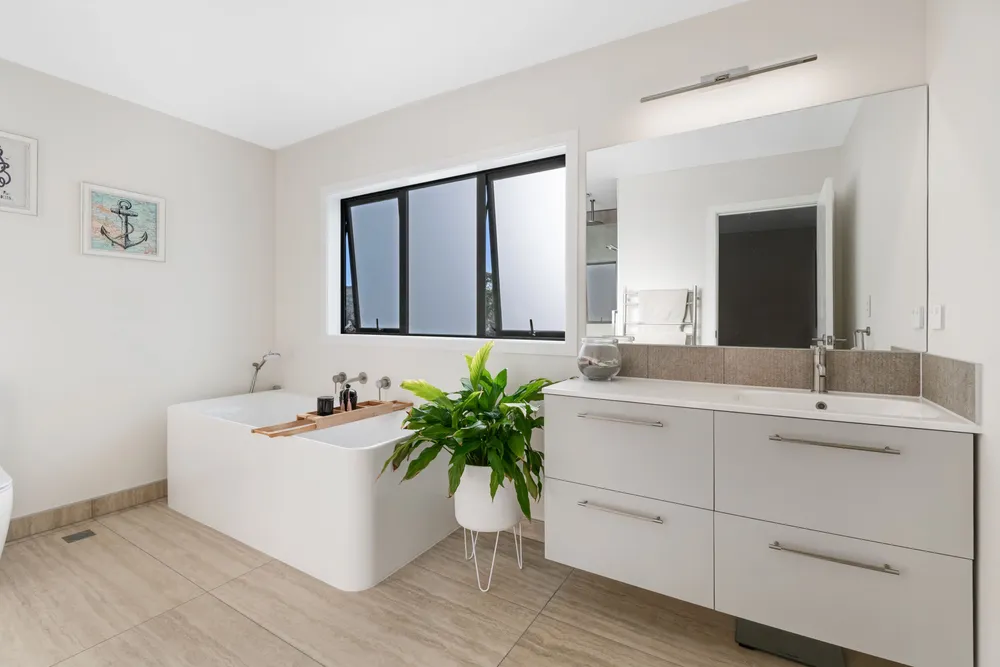 Photos of 11 Kotuitui Drive