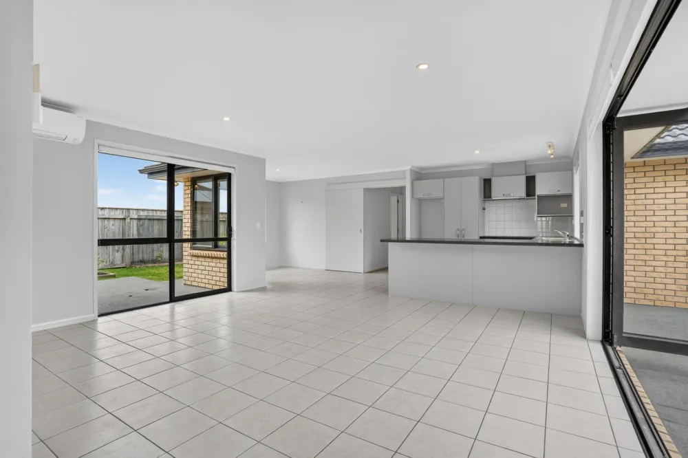 Photos of 5 Hillside Avenue