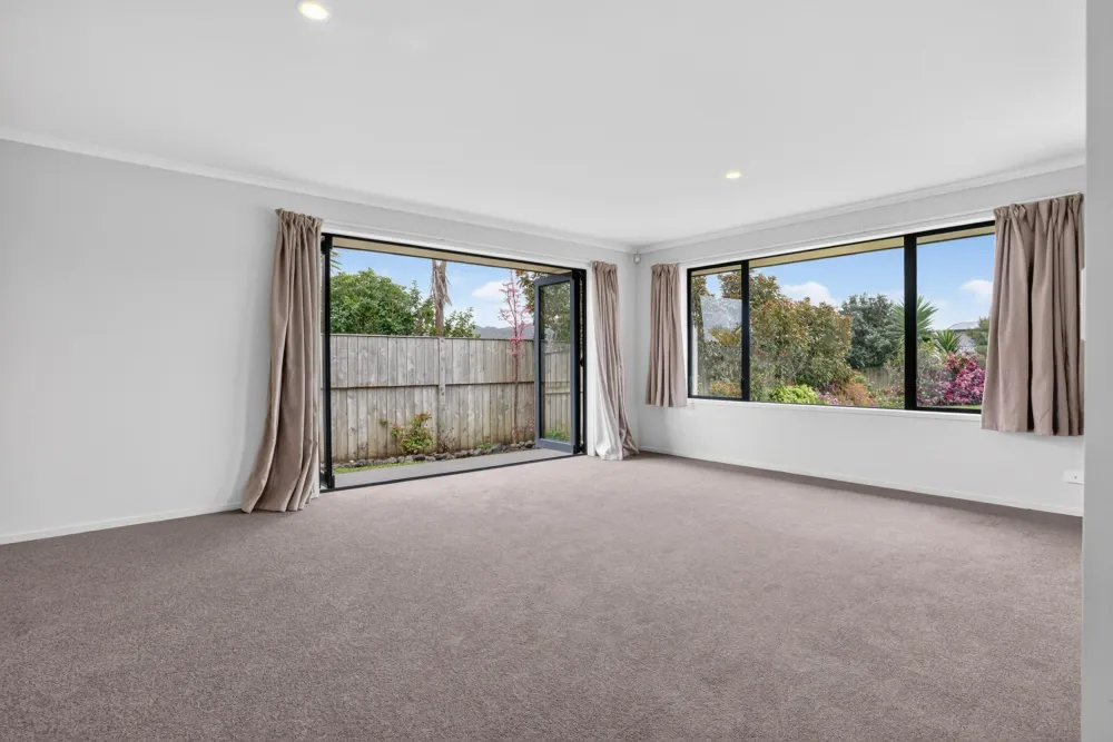 Photos of 5 Hillside Avenue