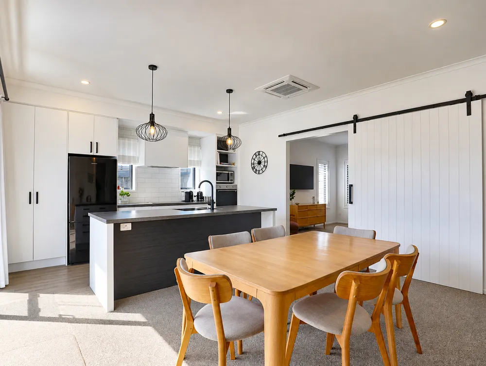 Photos of 17 Mida Close