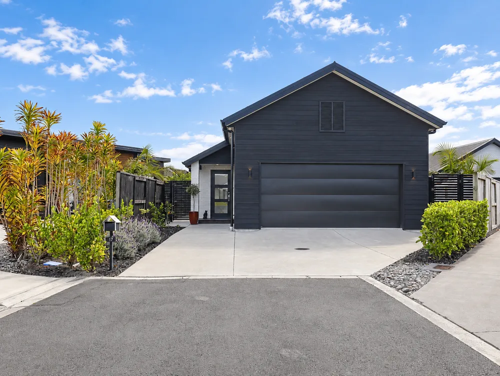 Photos of 17 Mida Close