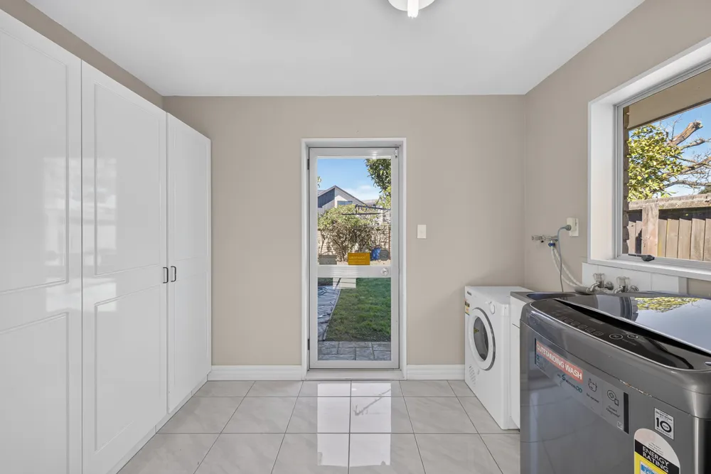 Photos of 27 Ilam Park Place